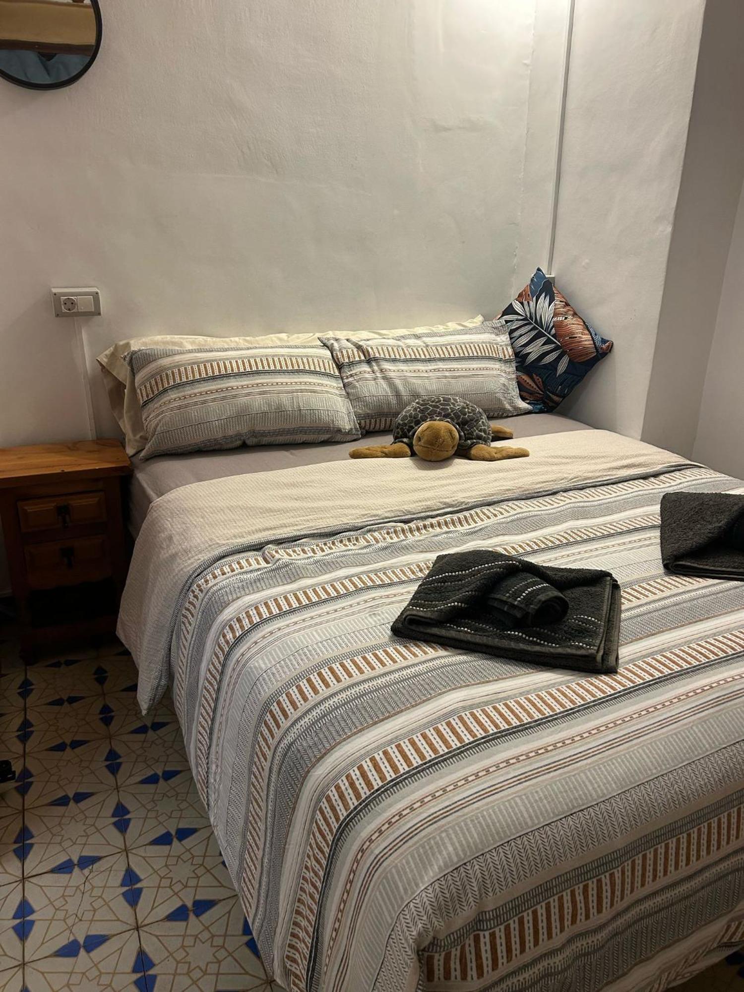 Homestay La Guarida Rustica Del Zorro *